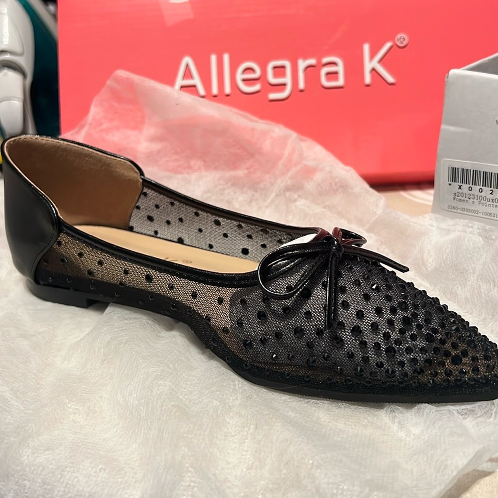 Size 6 dressy black see through flats